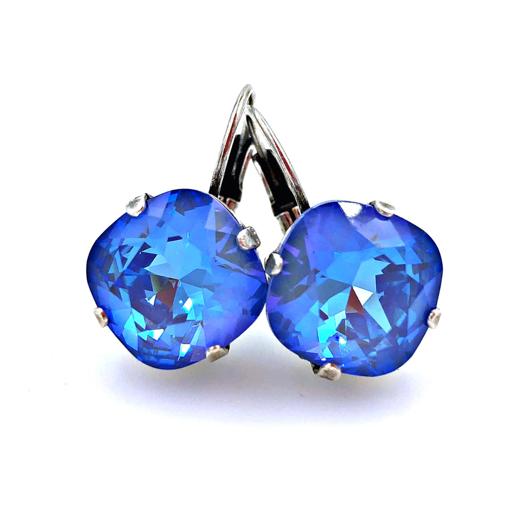 Queen Earrings - Surf’s Up