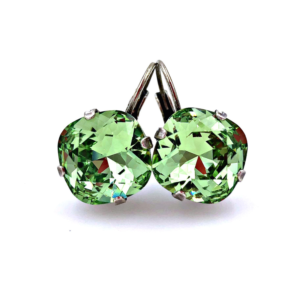 Queen Earrings - Sprout