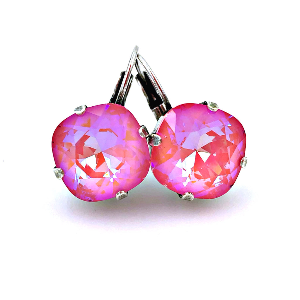 Queen Earrings - Bubblegum