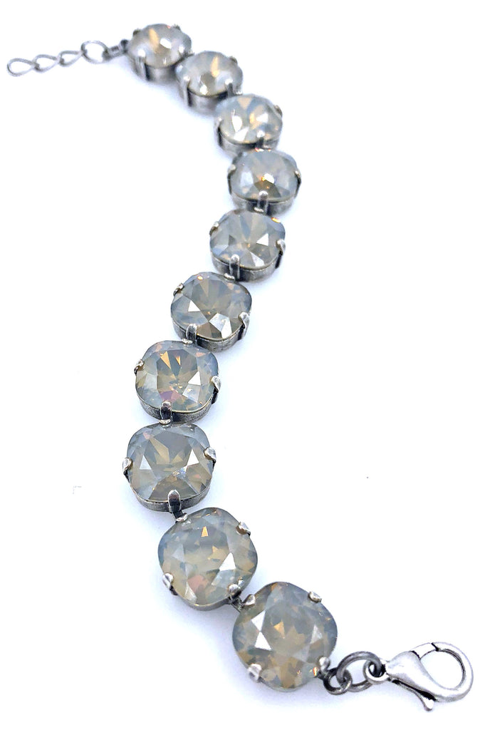 Bracelet – Queen Lustrous