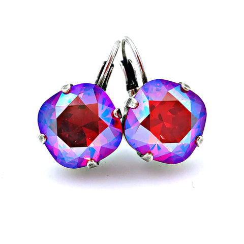 Queen Earrings - Cherry Bomb